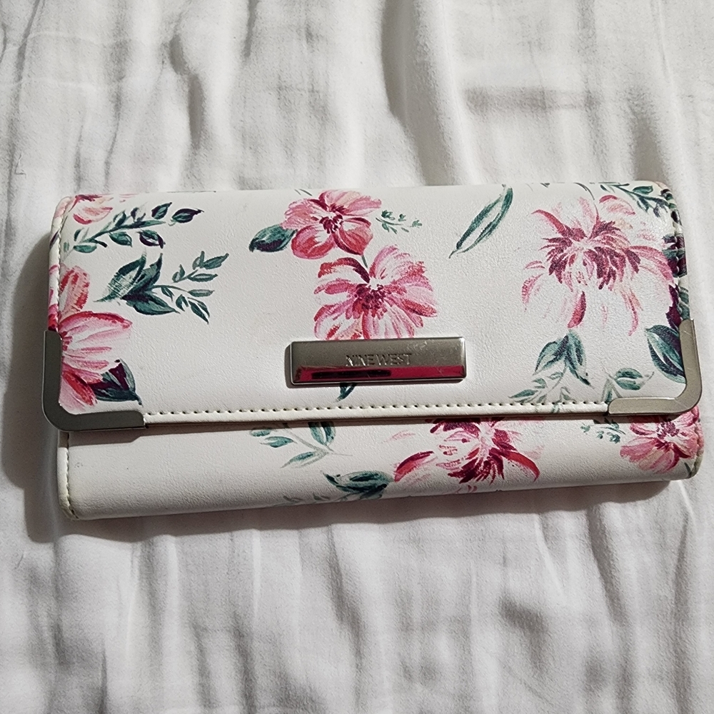 Nine West Wallet